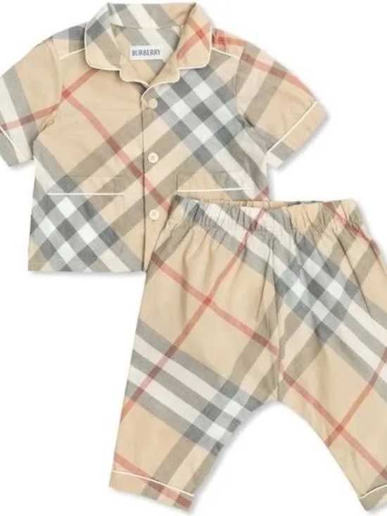 Burberry Other - Burberry 18M baby boy matching set
